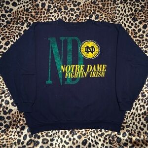 Vintage 90s Notre Dame Fighting Irish Navy Graphic Print Crewneck Sweatshirt